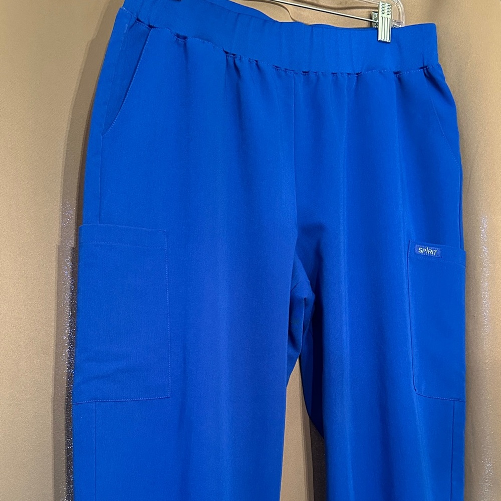 Woman’s Spirit jogger royal blue scrub pant Sz Large